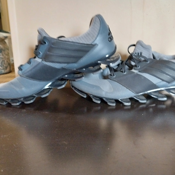 Adidas springblade main image 5